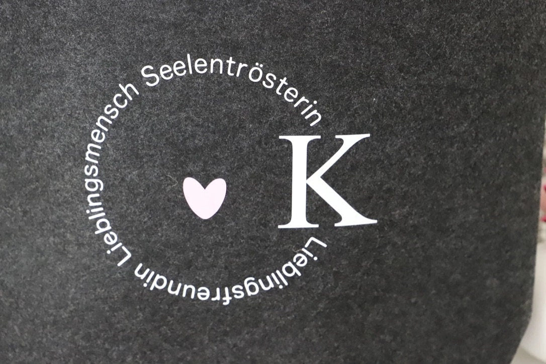 Filz Tasche mit Spruch und Inital