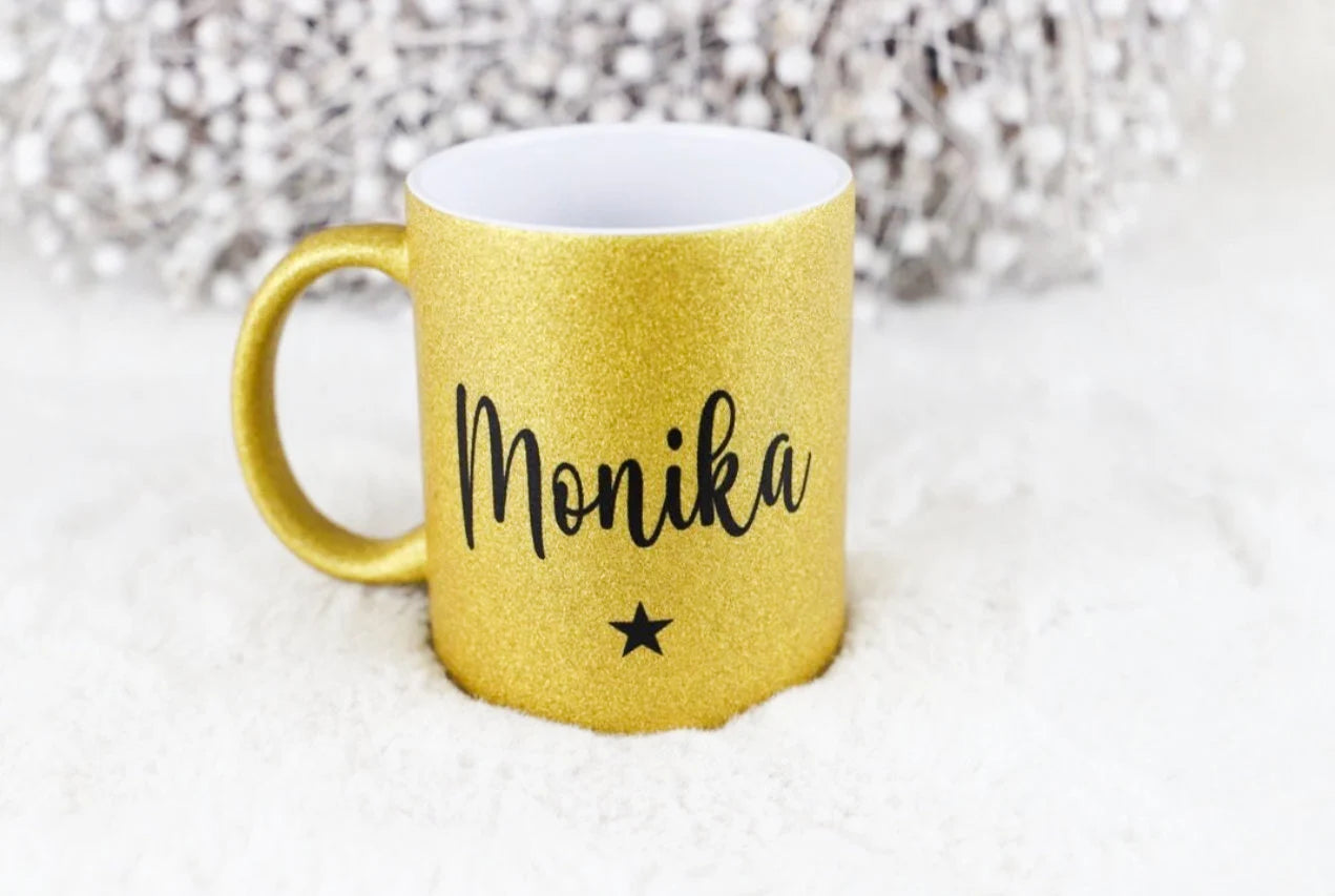 Personalisierte Glitzertasse mit Namen und Stern
