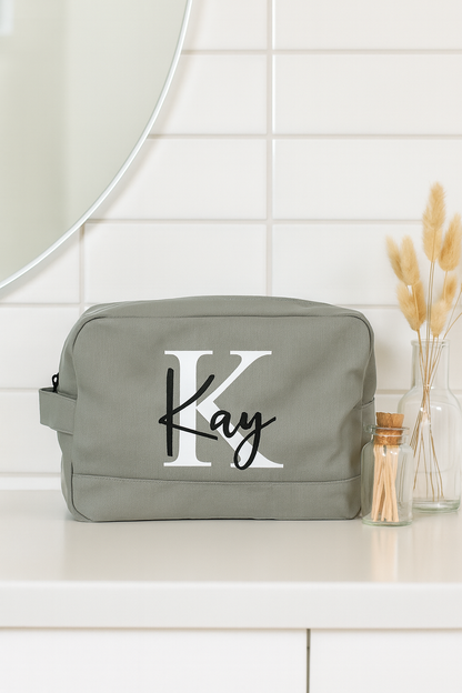 Kulturtasche mit Initialen