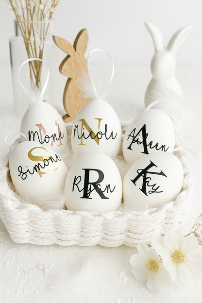 Personalisierte Ostereier mit Namen und Initial