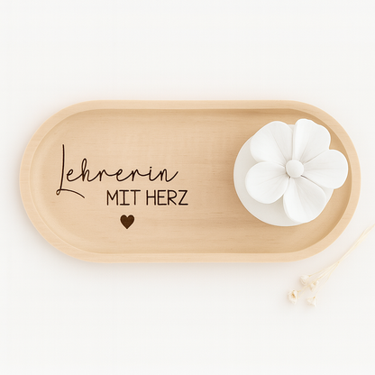 Tablett-Lehrerin mit Herz