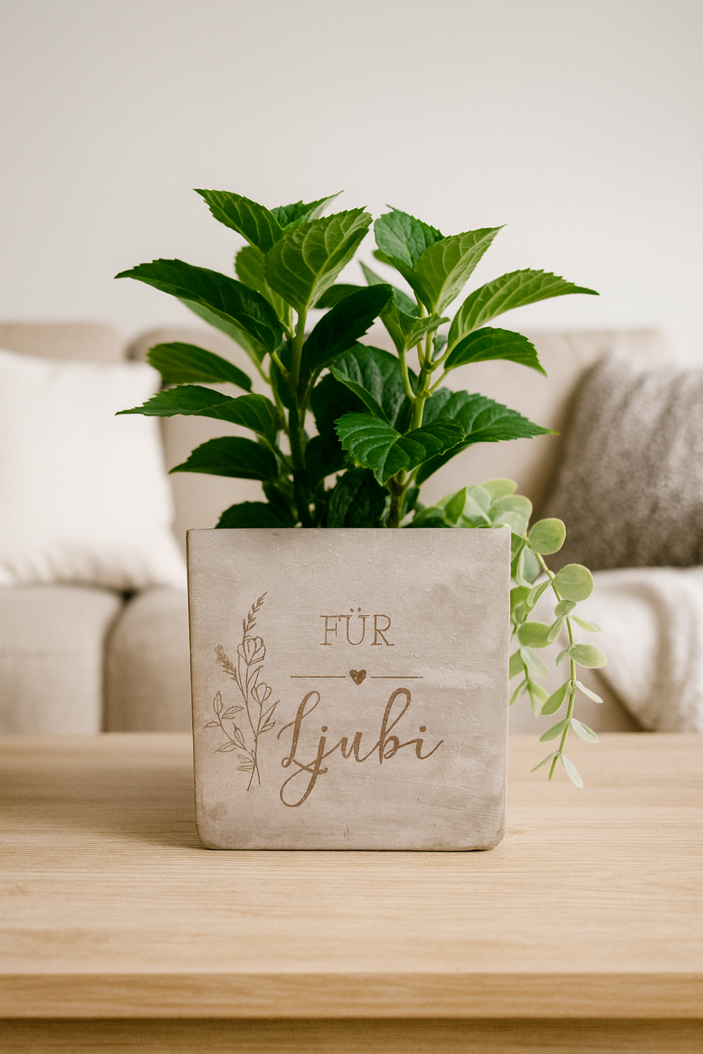 Blumentopf personalisert mit Name