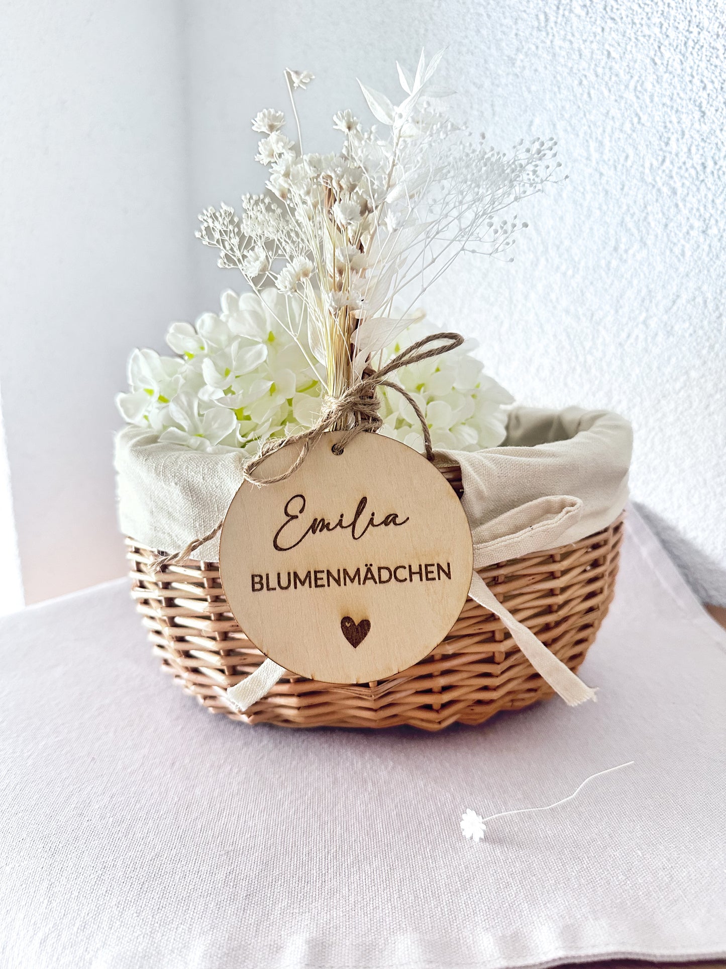 Blumenmädchen Körbchen mit Namensanhänger