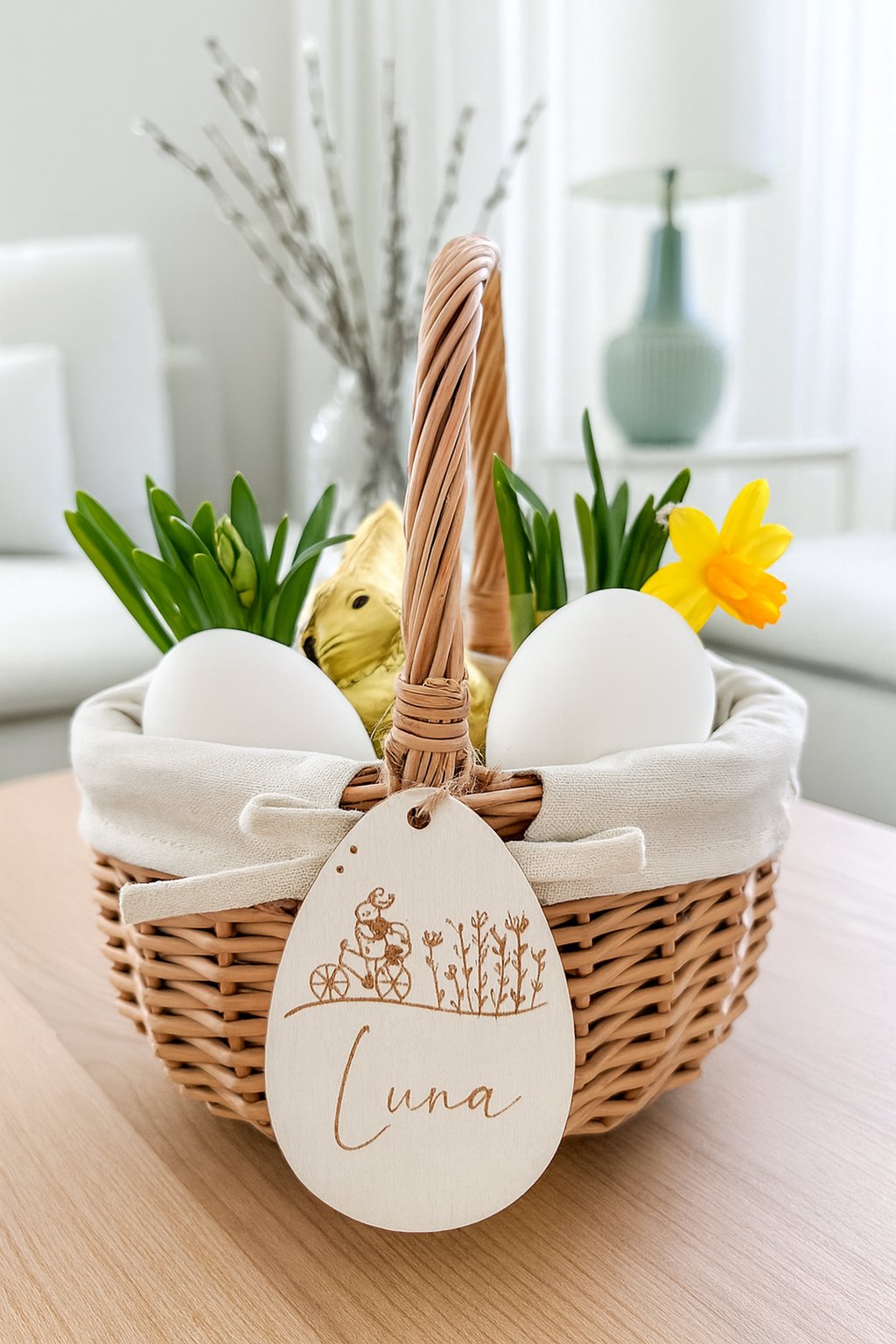 Osterkorb mit Anhänger und Name