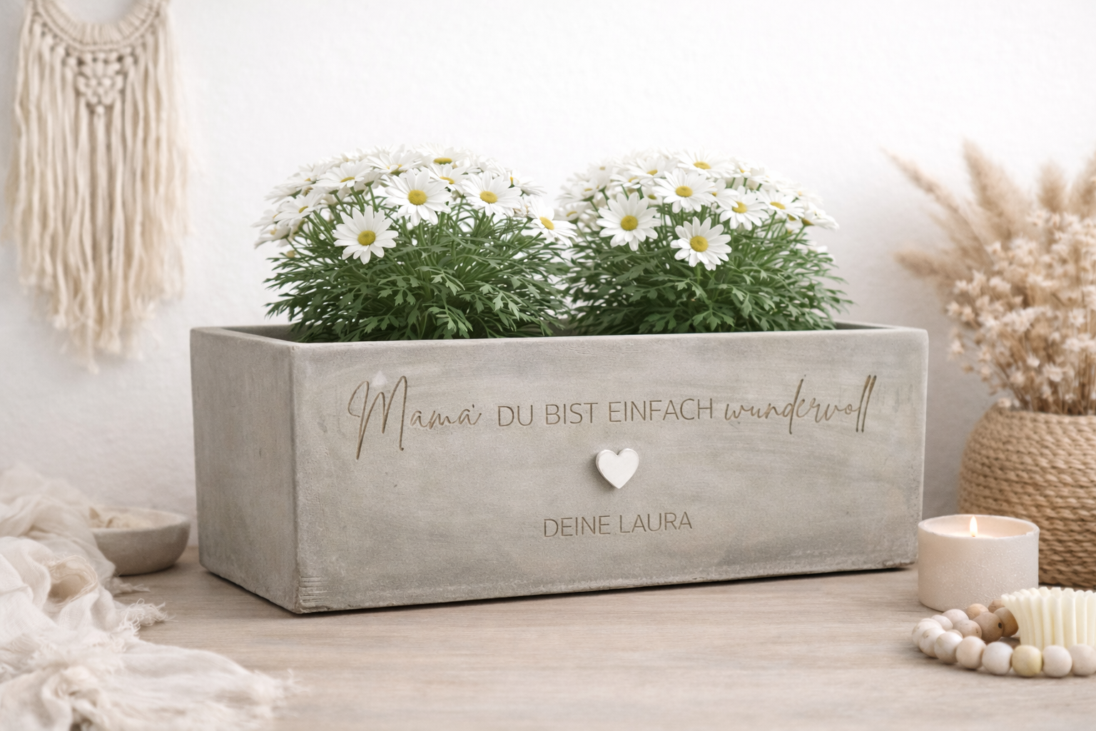 Personalisierter Blumentopf mit Gravur als Geschenk zum Geburtstag Weihnachten oder Ostern mit Wunschtext
