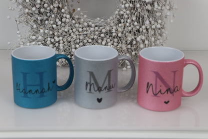 Personalisierte Glitzertasse mit Namen und Inital