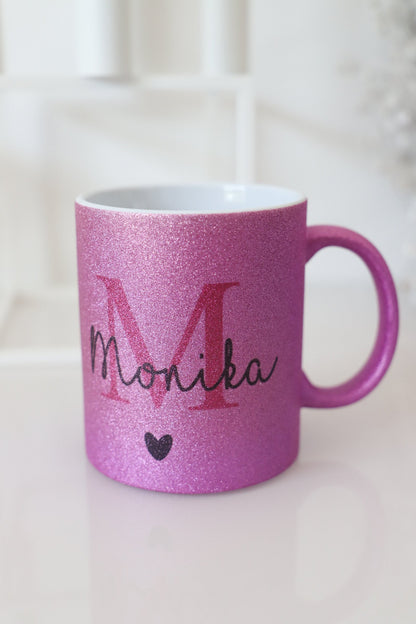 Personalisierte Glitzertasse mit Namen und Inital