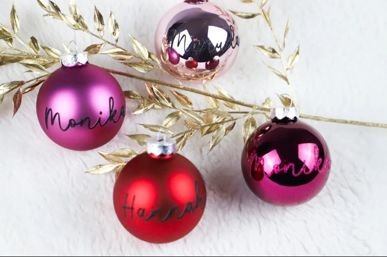 Personalisierte Weihnachtskugel