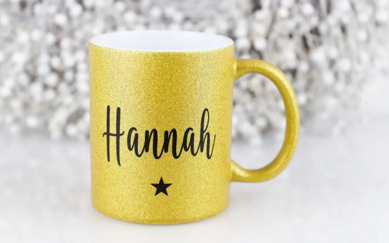 Personalisierte Glitzertasse mit Namen und Stern