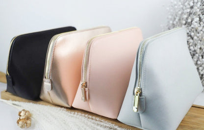 Kosmetiktasche mit Initial und Name