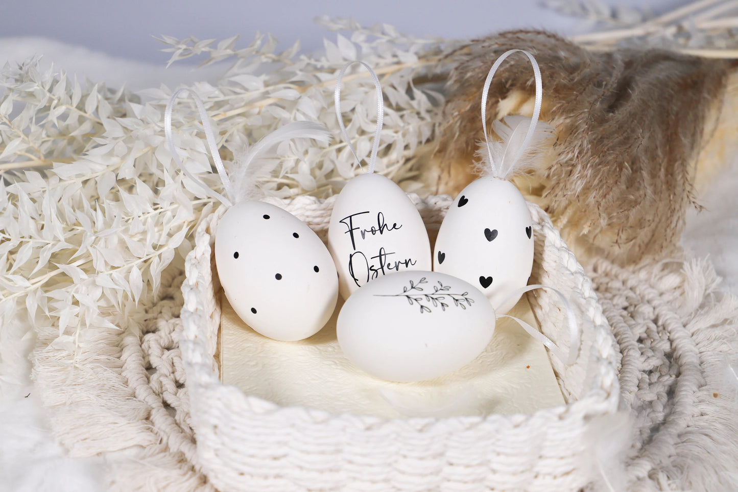 Ostereier mit Ostermotiv