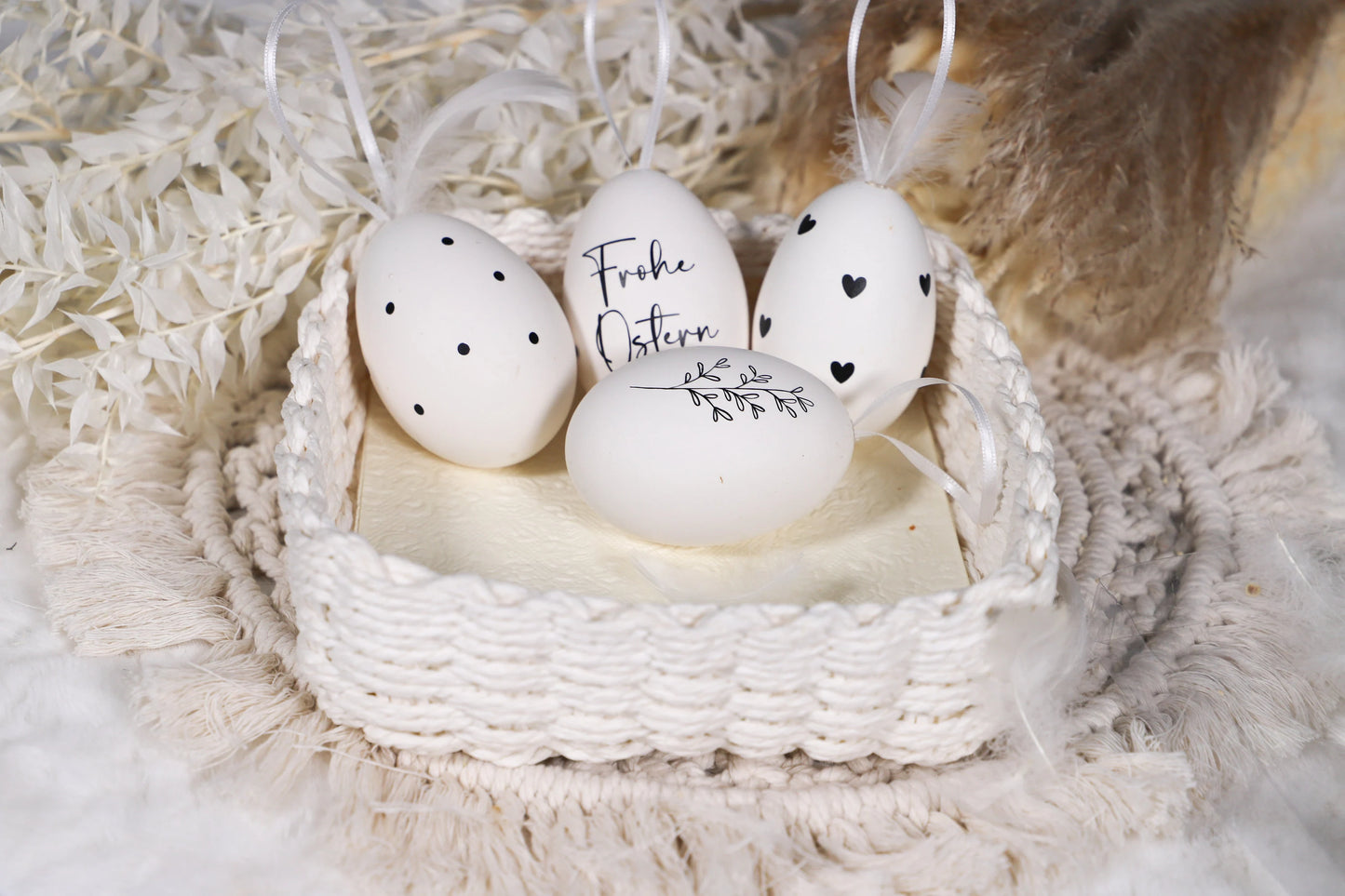 Ostereier mit Ostermotiv